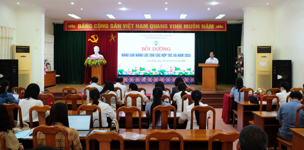 40 học viên được bồi dưỡng nâng cao năng lực hợp tác xã