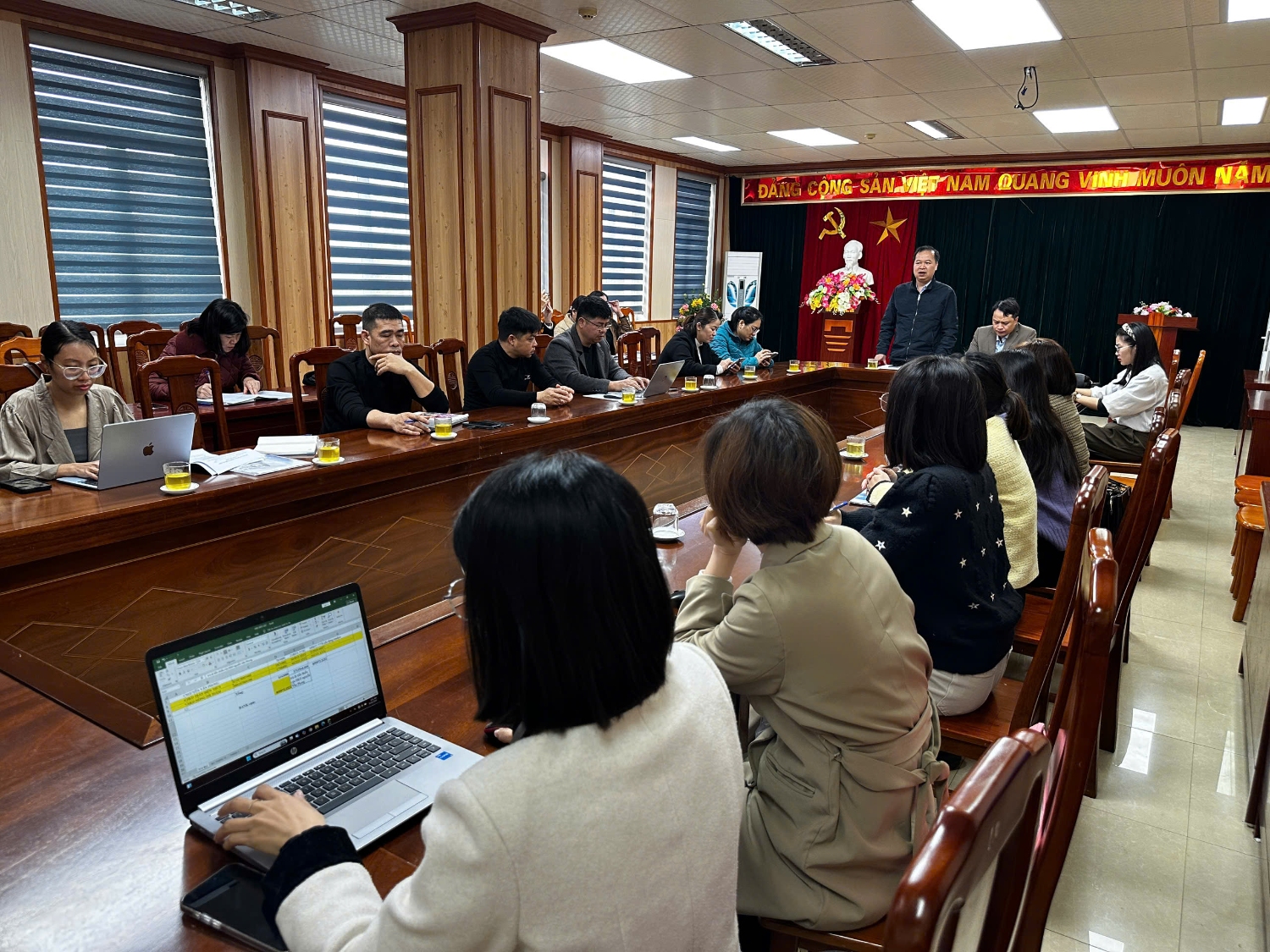 Tập huấn, hướng dẫn sử dụng phần mềm quản lý bán hàng Tendoo, thiết kế Website quảng bá sản phẩm, quản lý hàng hóa, doanh thu. Liên kết bán hàng online đa nền tảng