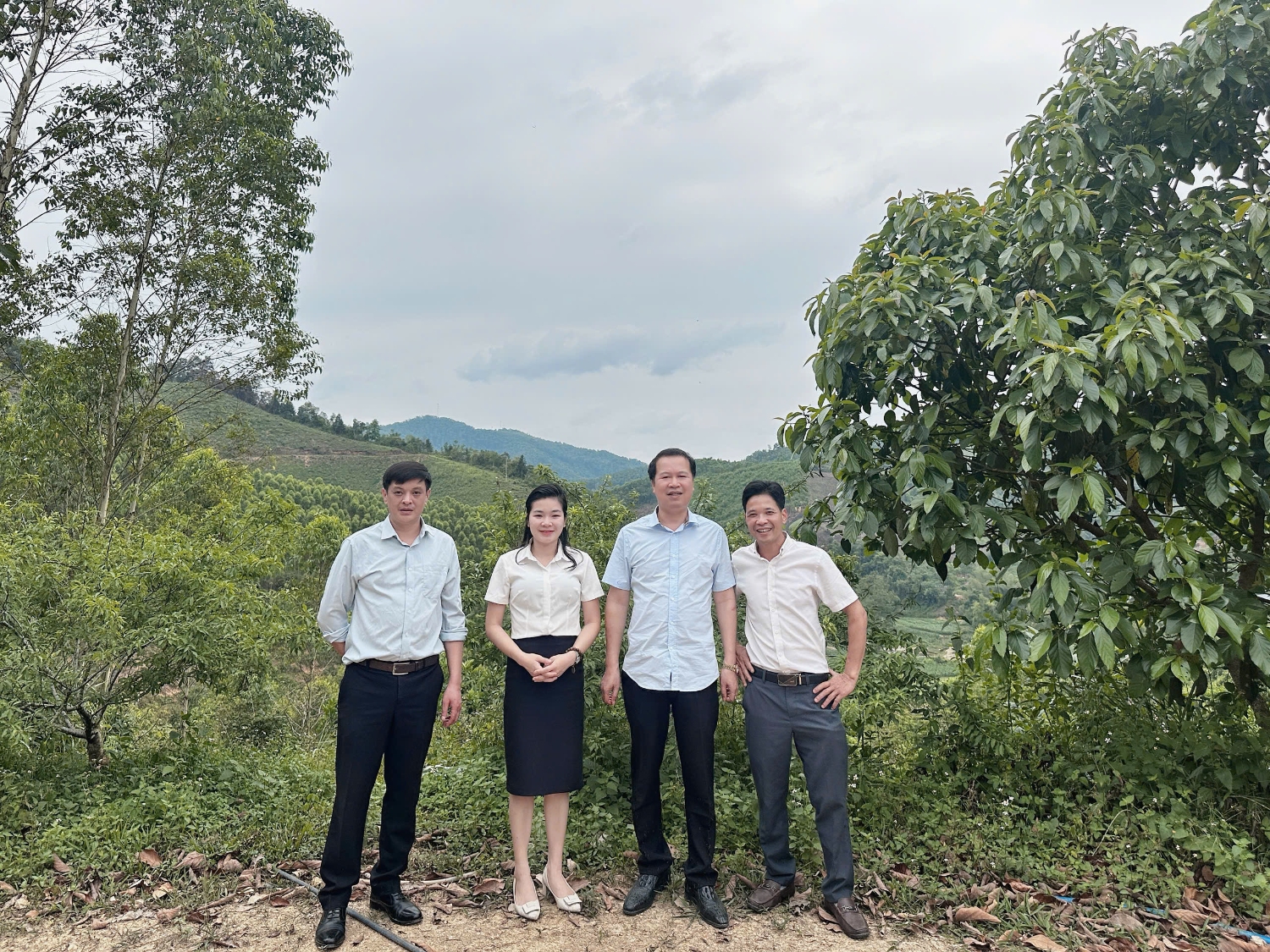 LIÊN MINH HTX TỈNH CAO BẰNG KHẢO SÁT, KẾT NỐI PHÁT TRIỂN SẢN XUẤT TẠI HTX NAM MINH